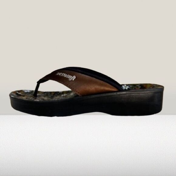 Aerosoft Annette Women's Brown Floral Thong Sandals Size 36/Size 6 - Picture 3 of 13